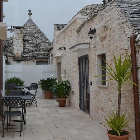 ホテル Trullo De Amicis N 5 アルベロベッロ 部屋 写真
