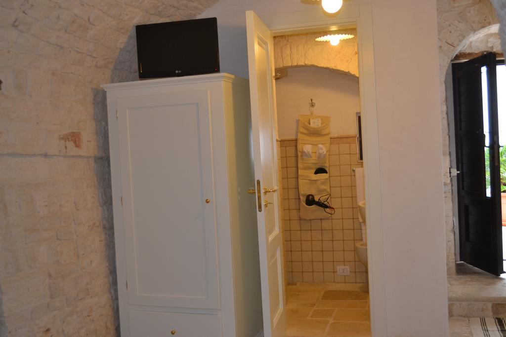 ホテル Trullo De Amicis N 5 アルベロベッロ 部屋 写真